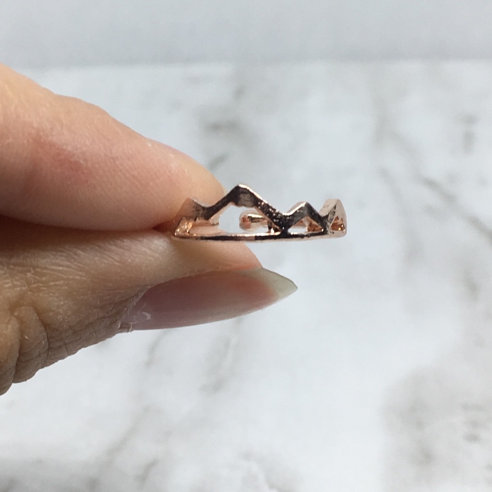 Charlie Rose Gold Mountain Midi Ring - Picture 2 of 5